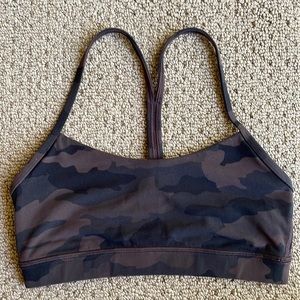 LULULEMON // Flow Y Bra